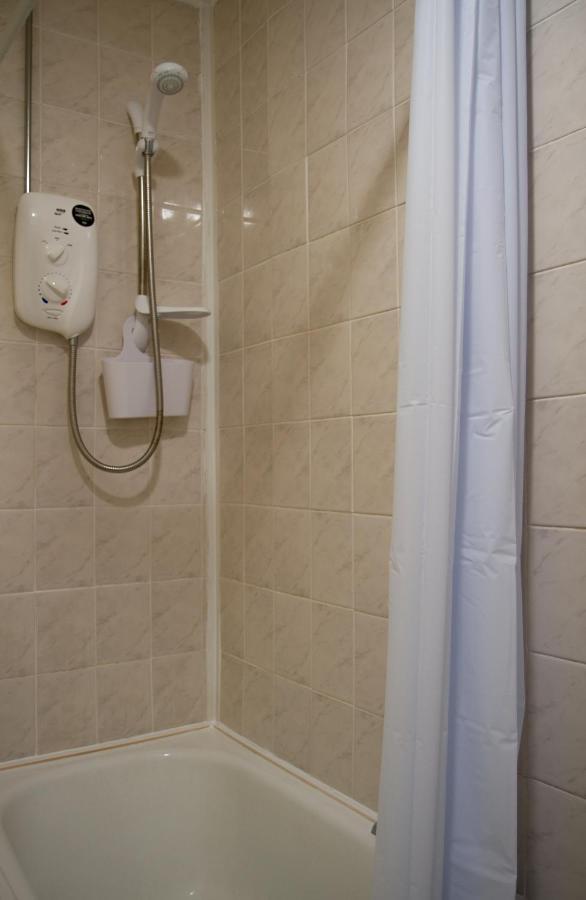 Ferienwohnung Carvetii - Fox House - 1St Floor Flat Sleeps Up To 8 Dunfermline Exterior foto
