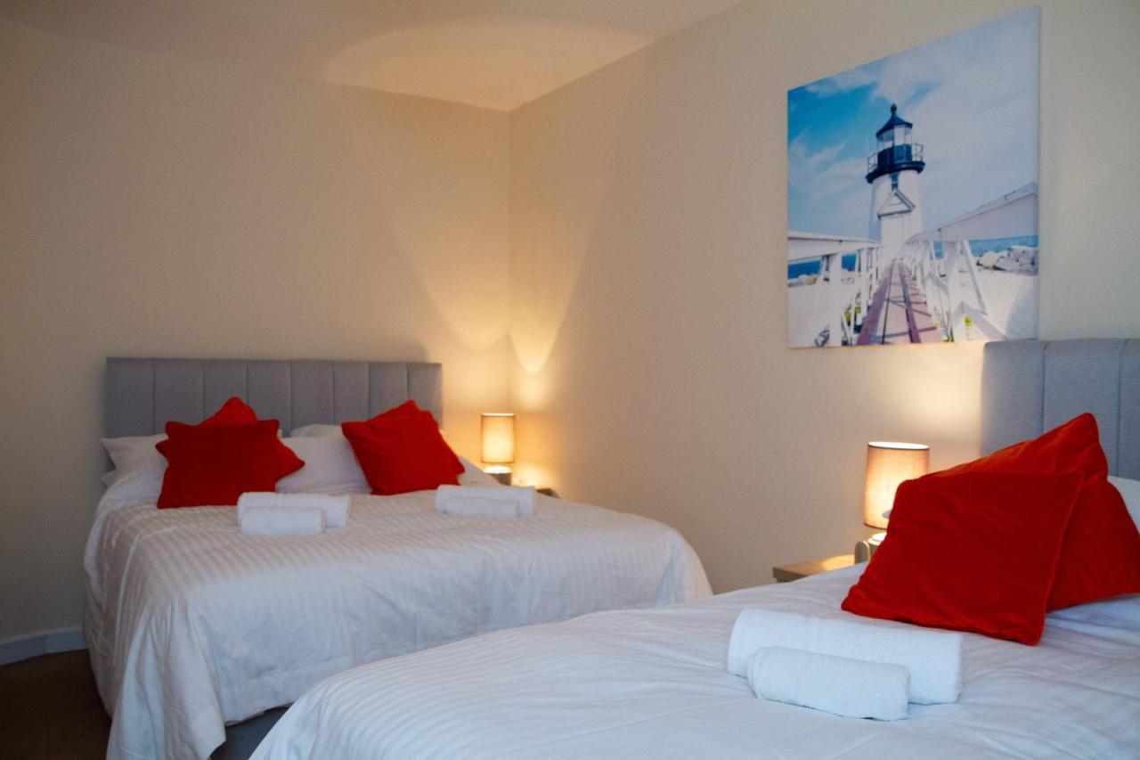 Ferienwohnung Carvetii - Fox House - 1St Floor Flat Sleeps Up To 8 Dunfermline Exterior foto